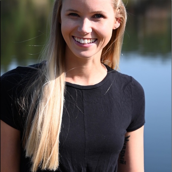 Meet your Posher, Marykate - Picture 5 of 14